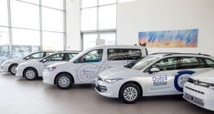 flotila vozidiel Volkswagen Golf a Caddy
