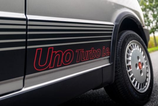 Fiat UNO Turbo