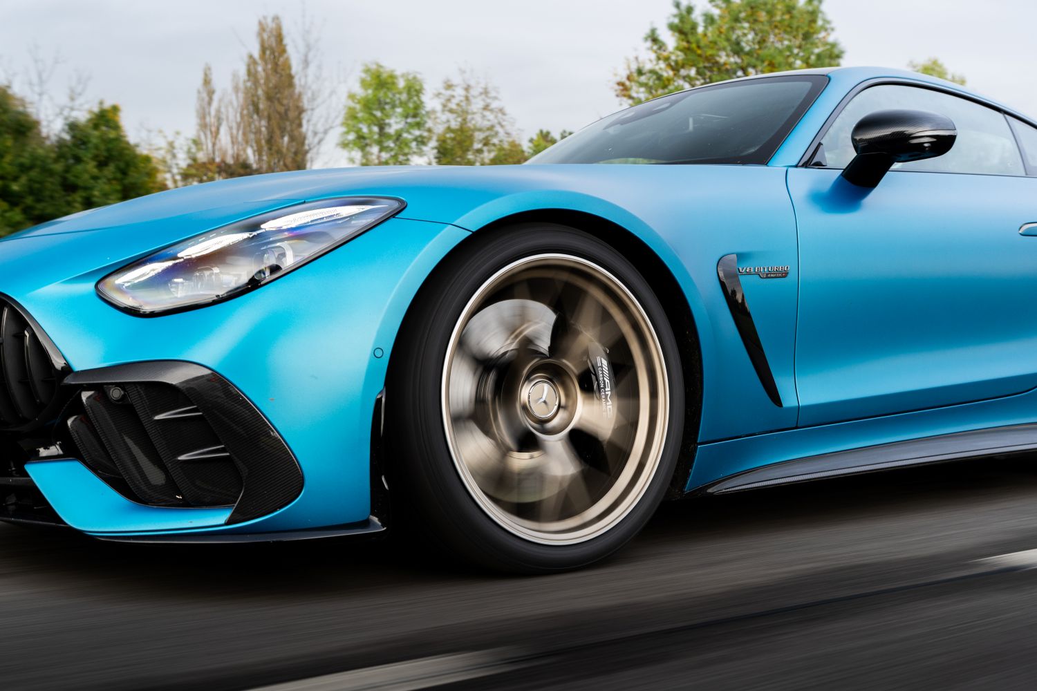 Mercedes-AMG GT 63 PRO