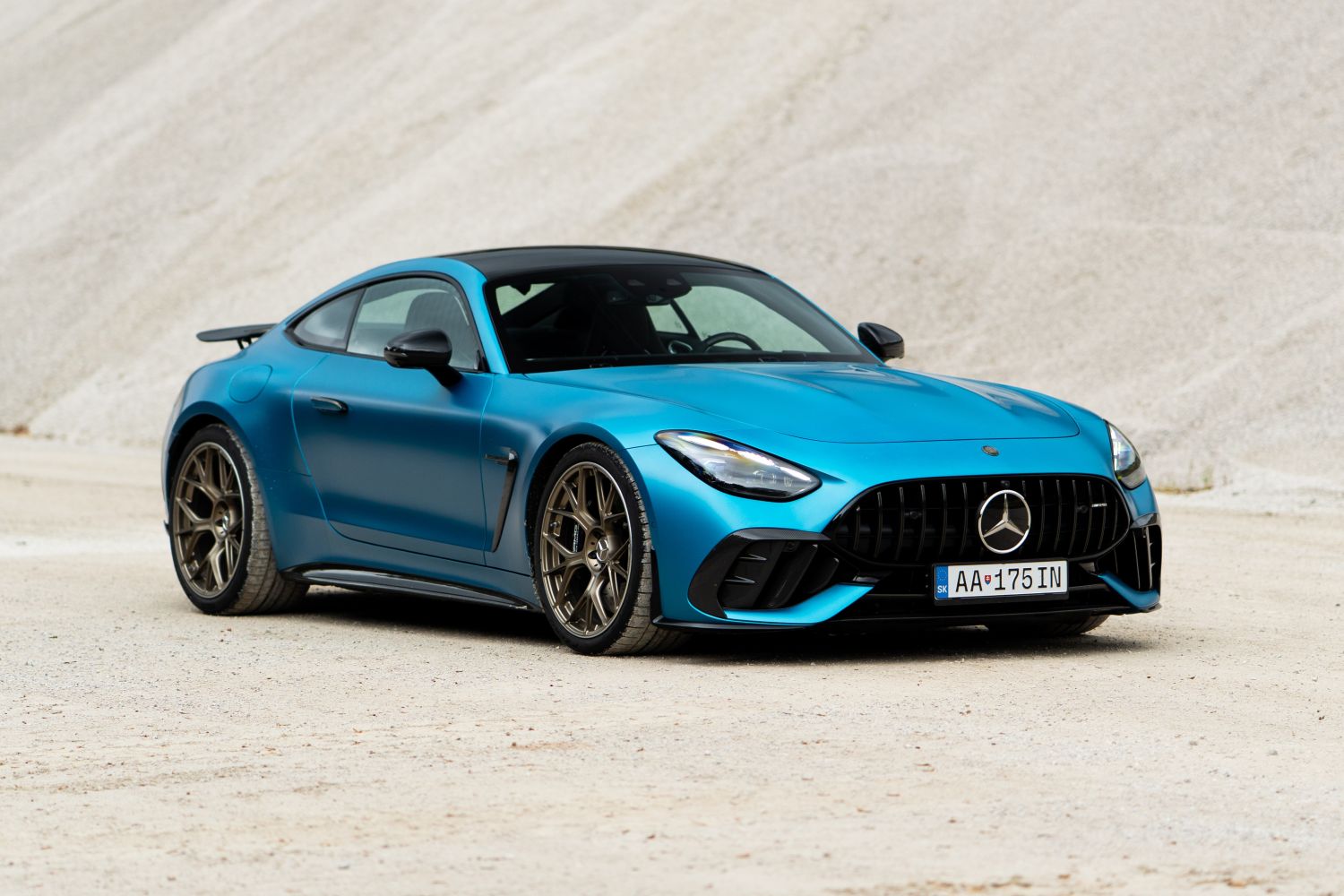 Mercedes-AMG GT 63 PRO
