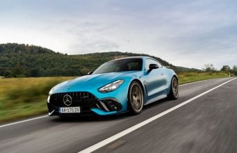 Toto auto je tornádo s volantom. Vychutnajú si ho tí najšikovnejší Mercedes-AMG GT 63 PRO