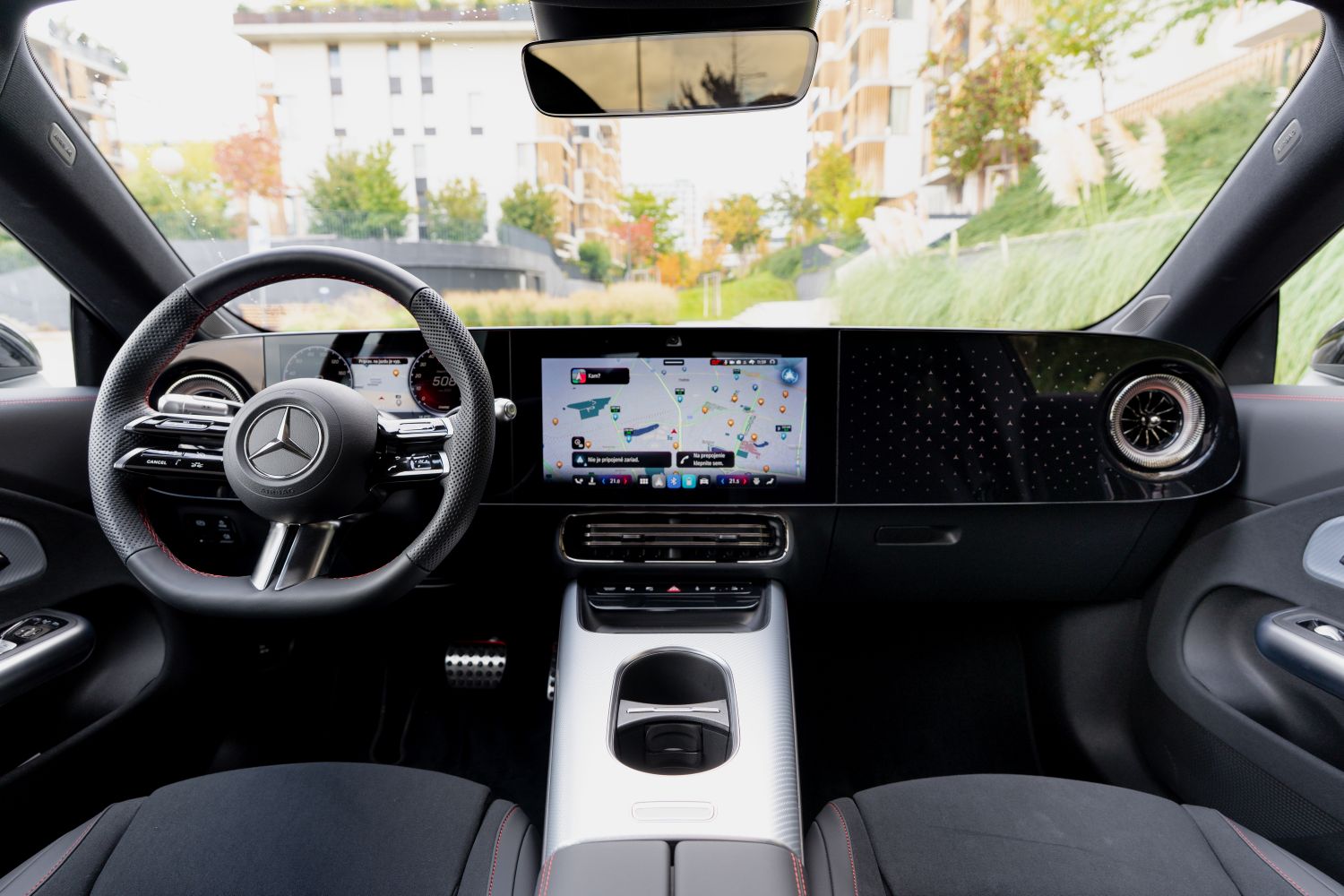 Mercedes-Benz CLA 350 4MATIC