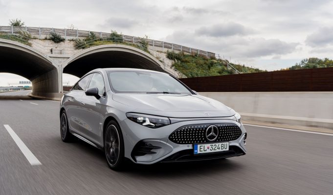 Mercedes-Benz CLA 350 4MATIC