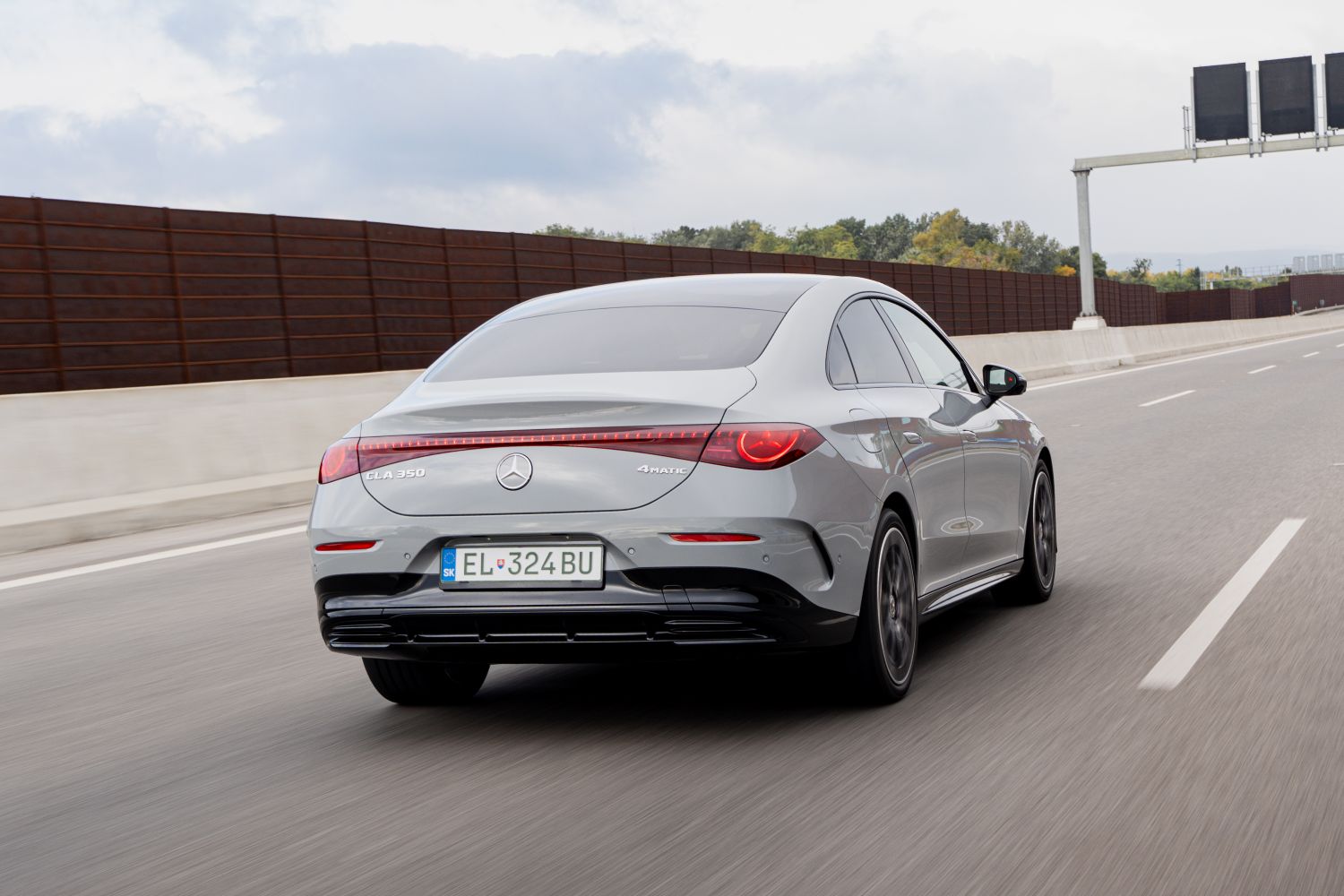 Mercedes-Benz CLA 350 4MATIC