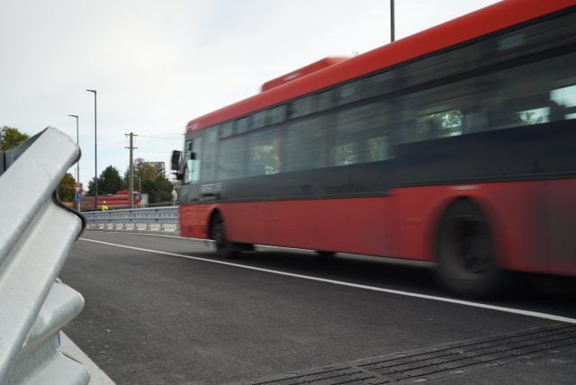 Most_Hradská_autobus_MHD_1