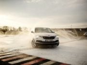 Centrum bezpečnej jazdy SLOVAKIA RING oslavuje 15 rokov vozidlo v šmyku na polygóne výcvikového strediska