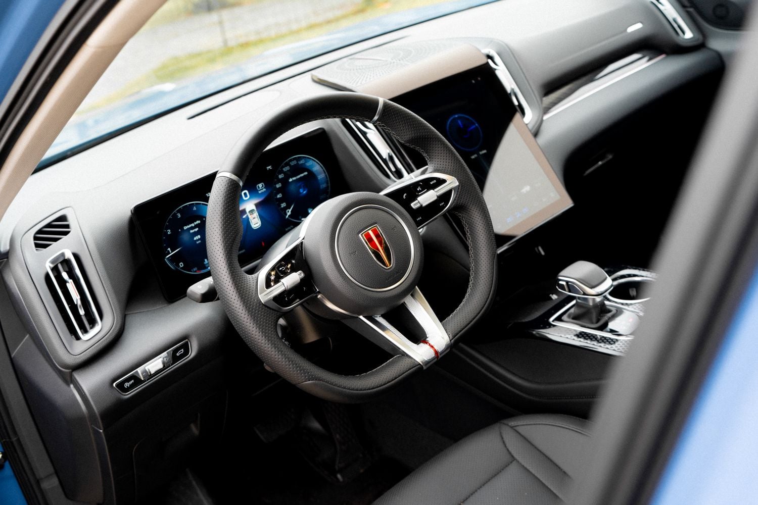 Hongqi HS3