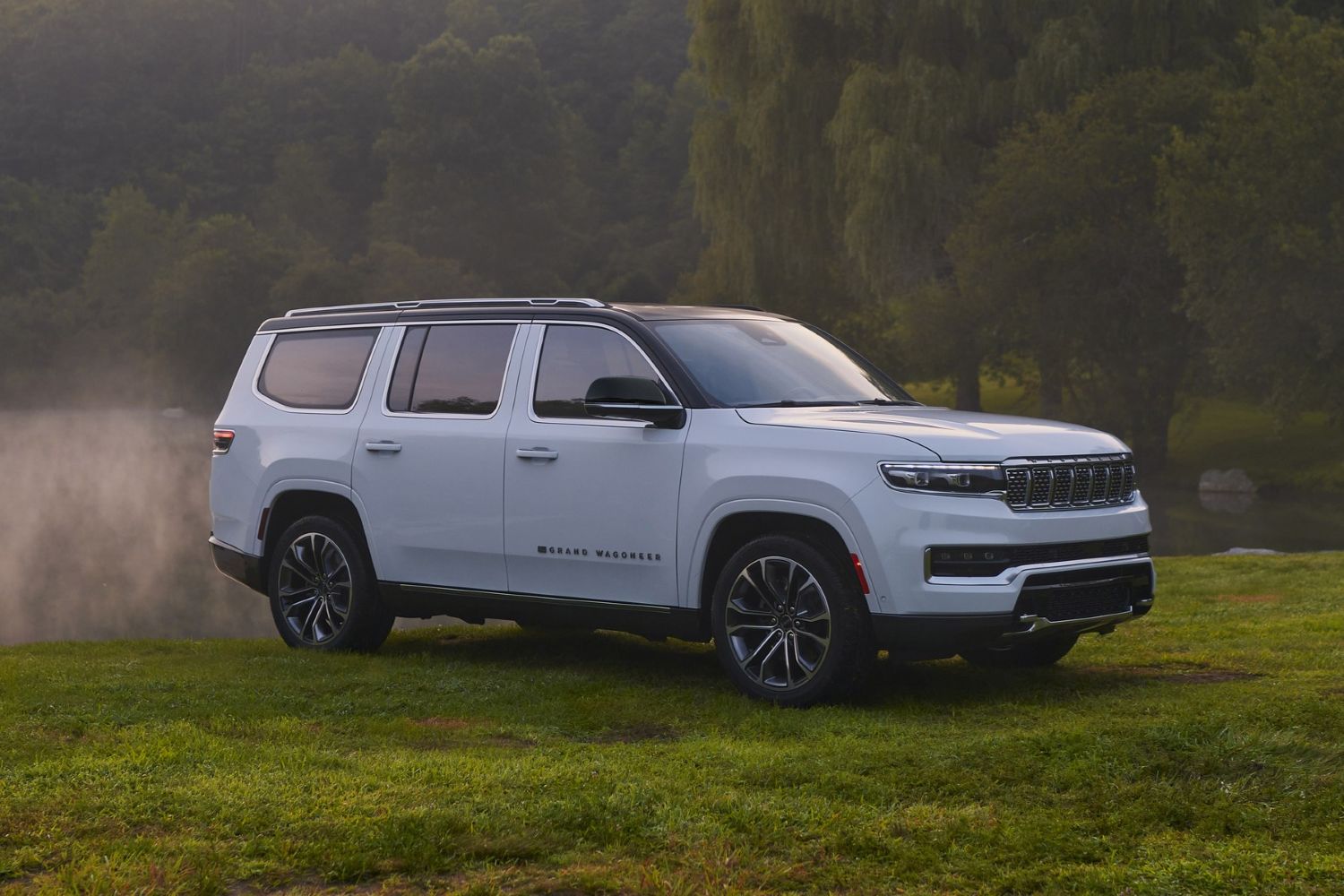Jeep Grand Wagoneer