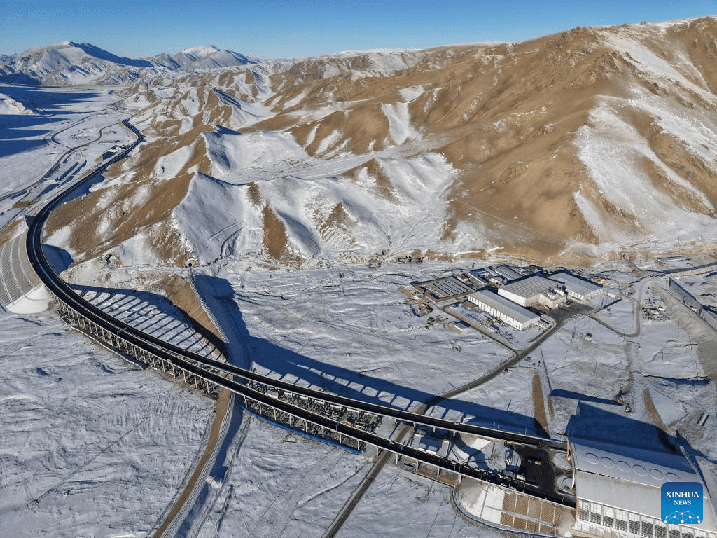 tunel Tianshan Shengli