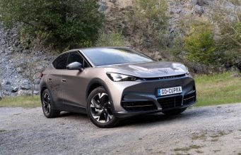 Vyzerá úžasne a ide ako z praku. Prečo ich u nás nejazdí viac? Cupra Tavascan
