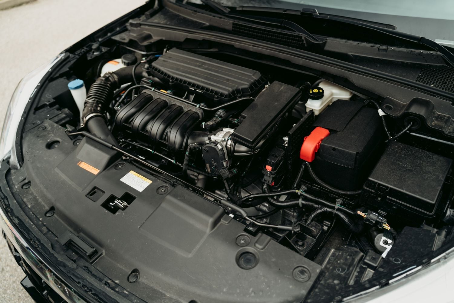 motor Dongfeng Shine