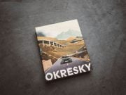 Nová kniha Okresky 2025: Rakúsko II. vznikla s pomocou BMW M5 a M2 Kniha Okresky Rakúsko