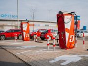 nabíjací hub ZSE Drive v Košiciach pri OC Optima