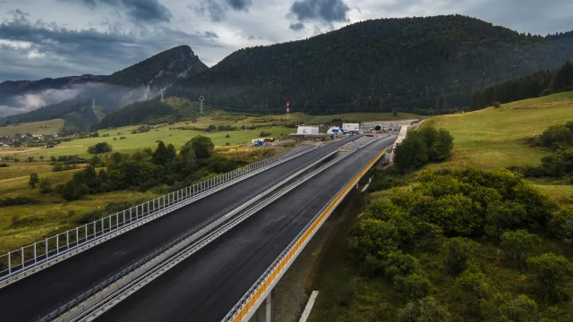 d1-visnove-banner-2025