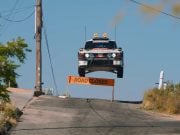 Gymkhana z Austrálie, Subaru lieta vzduchom a jazdí po vode