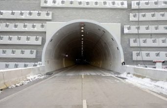 Tri najčastejšie chyby motoristov pri prejazde tunelom Višňové tunel Višňové