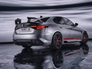 Alfa Romeo Giulia Quadrifoglio Luna Rossa
