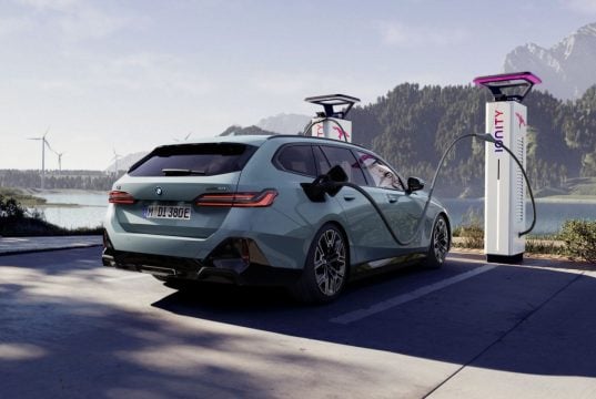 BMW i5 IONITY