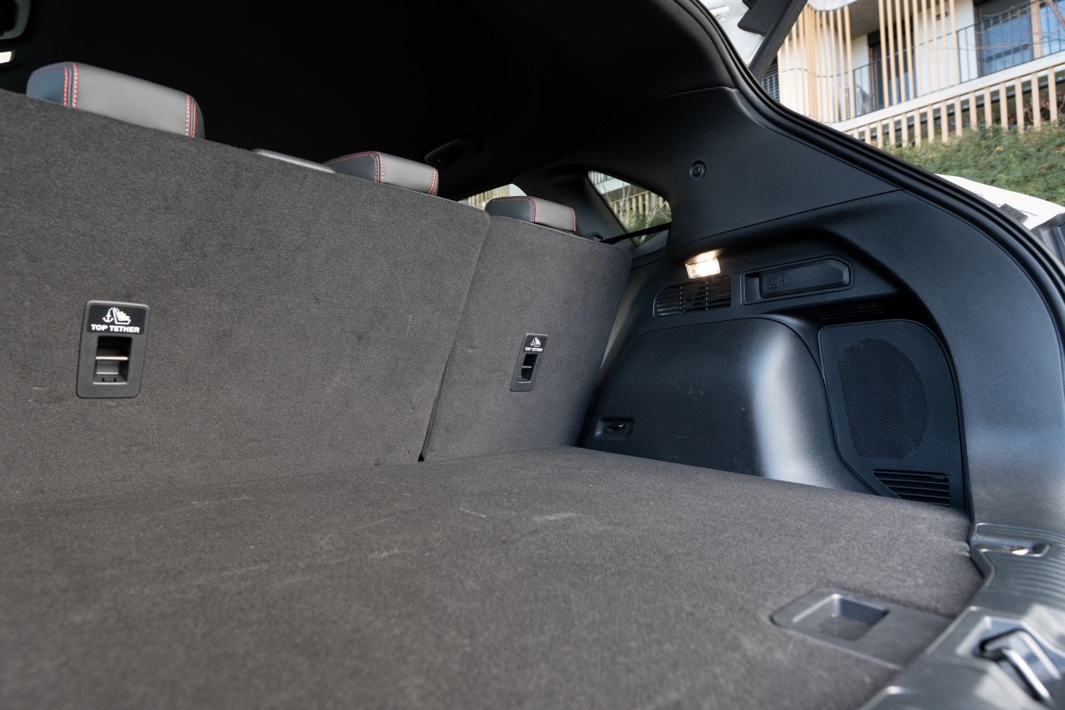 batožinový priestor Ford Kuga