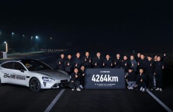 Sú e-autá nepoužiteľné? Toto prešlo za 24 hodín viac ako 4 200 km