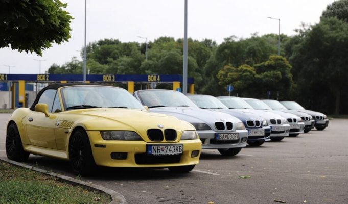 Pripravujete roadtrip? Štátu to treba nahlásiť, inak vám hrozí basa BMW Z4