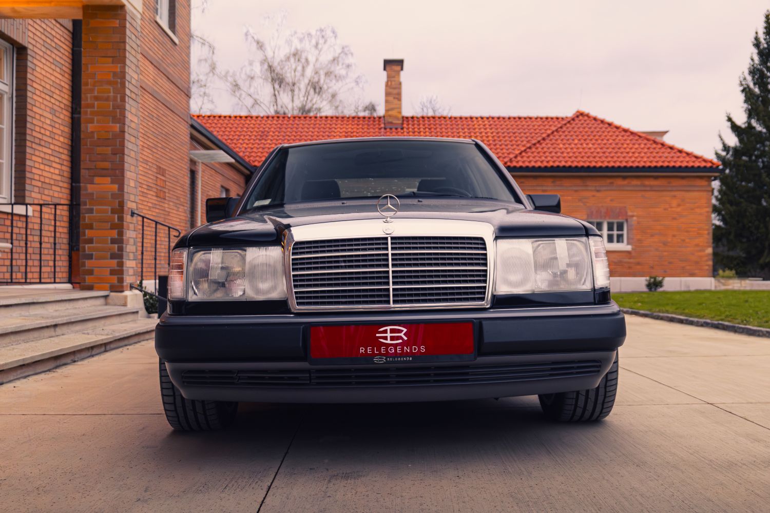Mercedes-Benz E400 W124