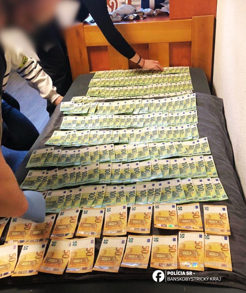 polícia zadržala bankovky pochádzajúce z trestnej činnosti