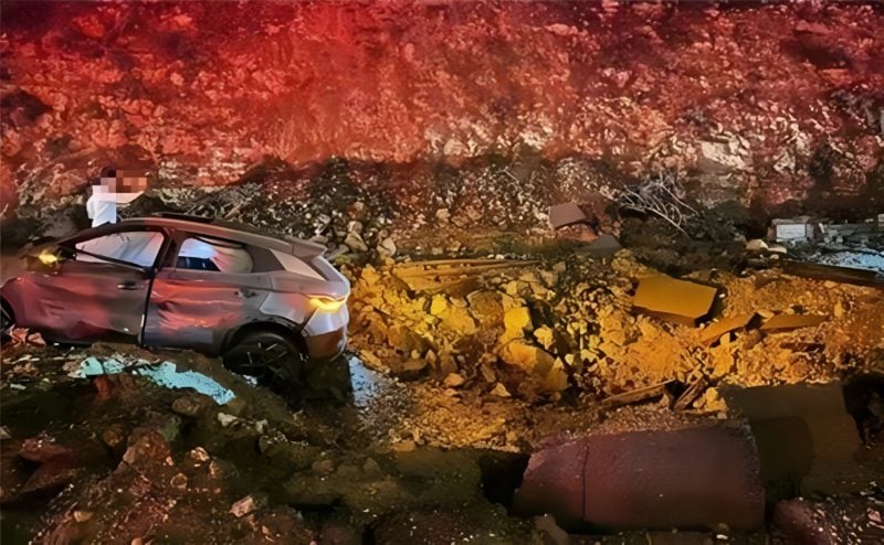 BYD Atto 3 po zásahu raketou