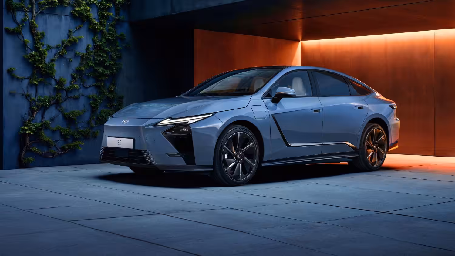 Lexus ES