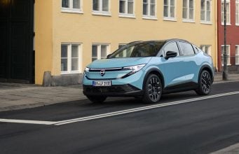 Po akom túžia? Ženy si zvolili auto roka 2026 Nissan Leaf