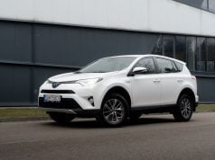 Keď jazdené SUV, tak jedine toto? Toyota RAV4 po 100 000 km Toyota RAV4