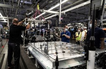 Volkswagen má nový plán. Solid-state batérie skôr, než sme čakali výroba batérií Volkswagen