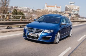 Ak sa objavil za vami, bolo zle. Tento Passat bol postrachom diaľnic VW Passat R36