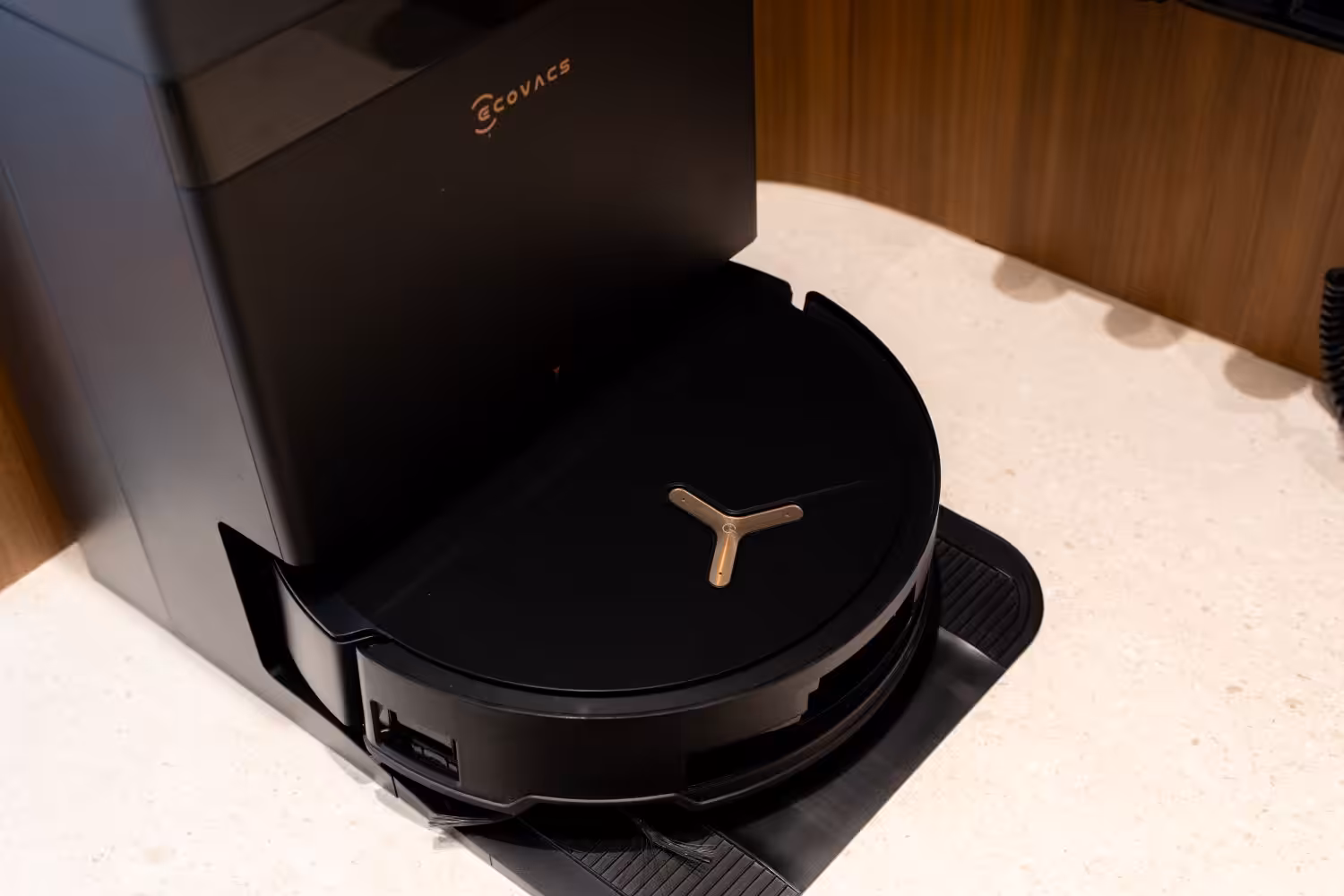Ecovacs Deebot X11 OmniCyclone