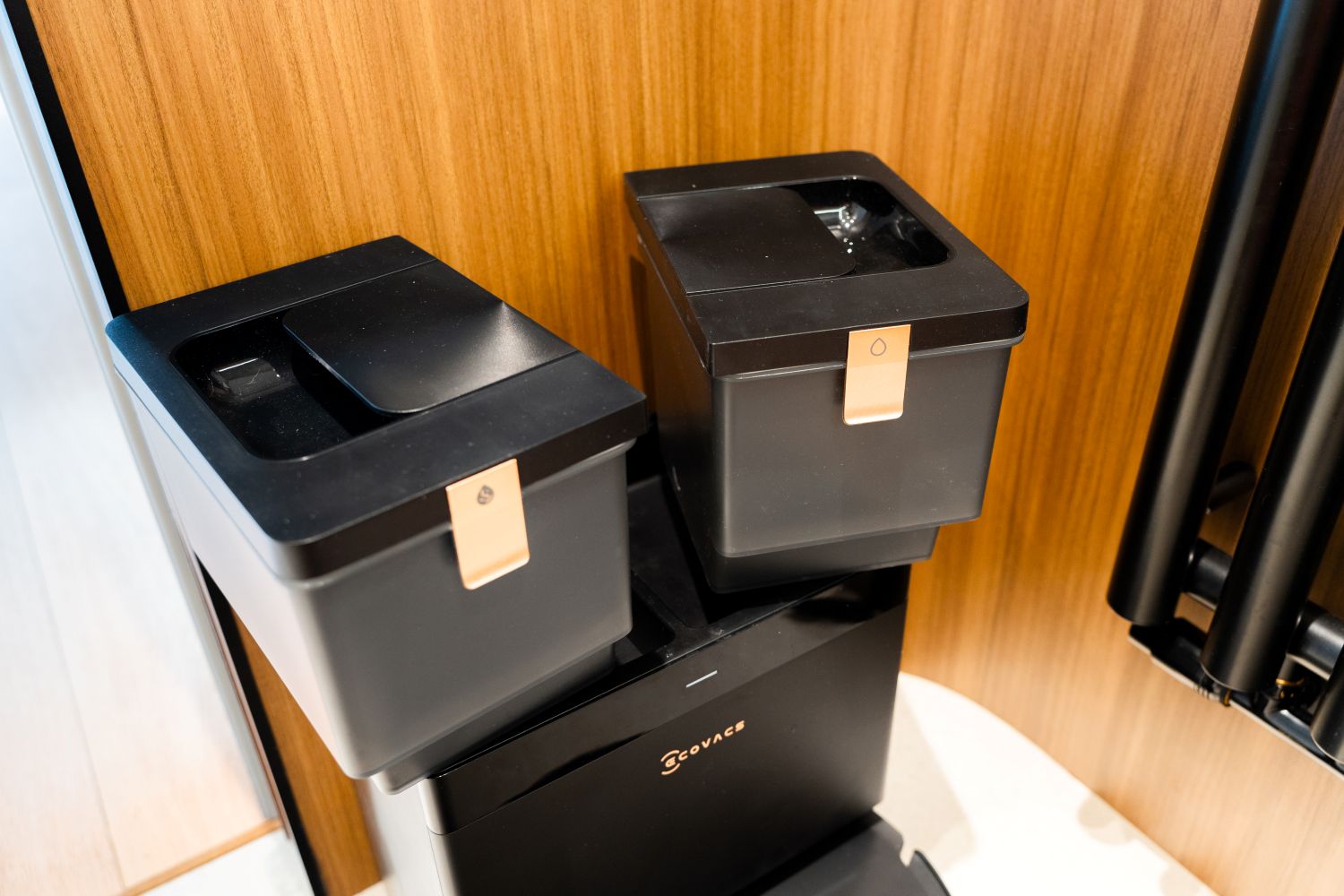 Ecovacs Deebot X11 OmniCyclone