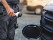 Spaľováky to majú spočítané, polovica firiem počíta výhradne s nákupom elektromobilov nabíjanie elektromobilu