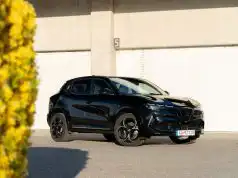 Vyzerá ako služobák Batmana a má 4×4. Nová Alfa Romeo budí emócie všade, kam príde Alfa Romeo Junior Q4