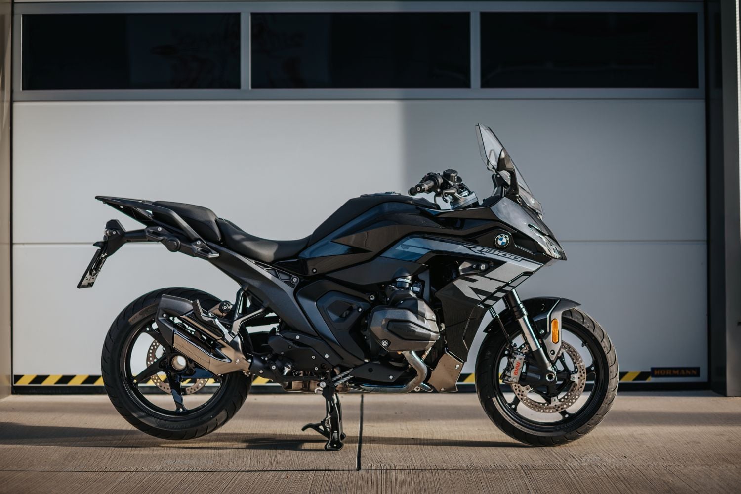 BMW R1300RS Triple Black