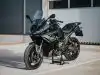 145 koní v čiernom saku. BMW postavilo najnebezpečnejšieho „gentlemana“ na dvoch kolesách BMW R1300RS Triple Black