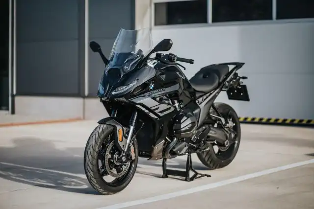 BMW R1300RS Triple Black