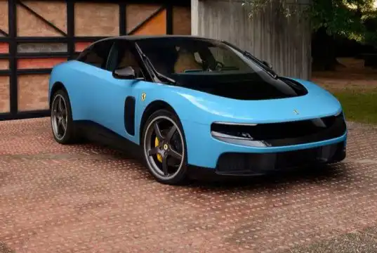 Ferrari Luce