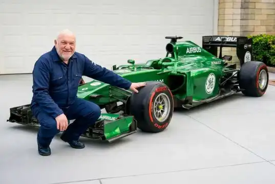 Kevin Thomas s monopostom Caterham F1
