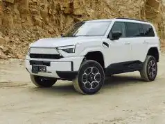 Slováci začali kupovať offroad, ktorý pošle Defender do zabudnutia M-Hero 817