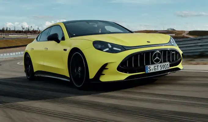 Ani 150-tisíc stačiť nebude. Mercedes zverejnil ceny nového AMG Mercedes-AMG GT 4-Door Coupé