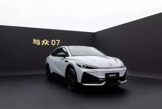 Volkswagen ID.Unyx 07