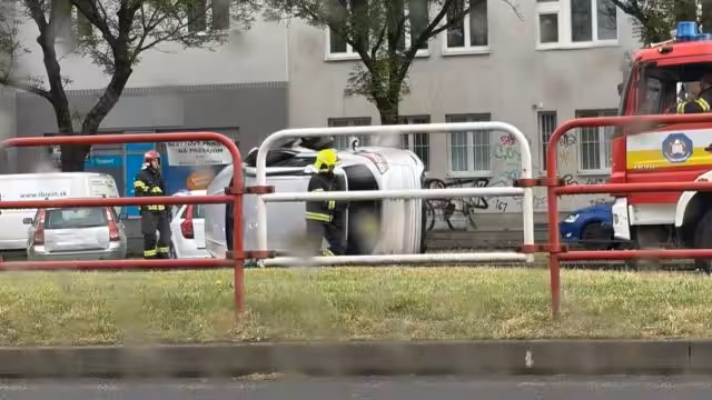 dopravna_nehoda_Trnavská_cesta dopravná nehoda