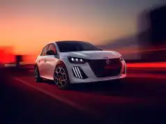 Úsvit elektrickej brutality: Peugeot E-208 GTi premieňa kilowatty na čistý adrenalín