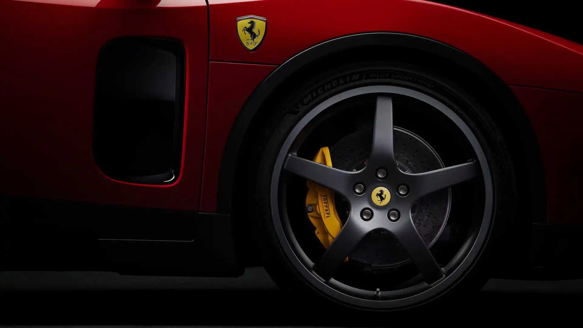 Ferrari Luce