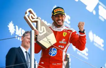 Ferrari ožíva. Hamilton po triumfe v Španielsku nevylučuje titul Lewis Hamilton
