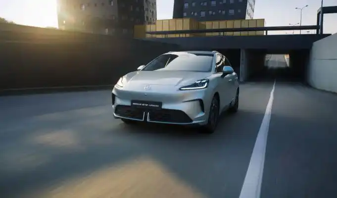 Chcete nové auto? Vieme, kde teraz ušetríte až 4 300 € MG 4 EV Urban